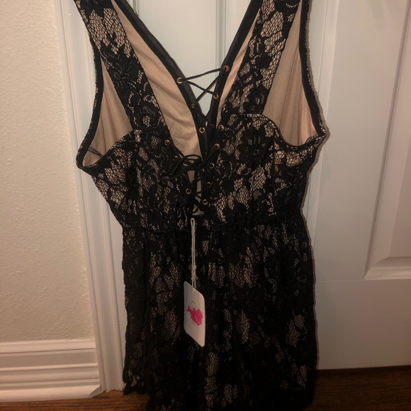 Small black lace-up romper! Tag still on! - Picture 2 of 3